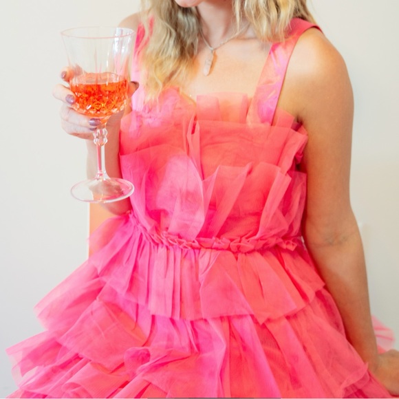 Pink Barbie dress - Picture 3 of 3